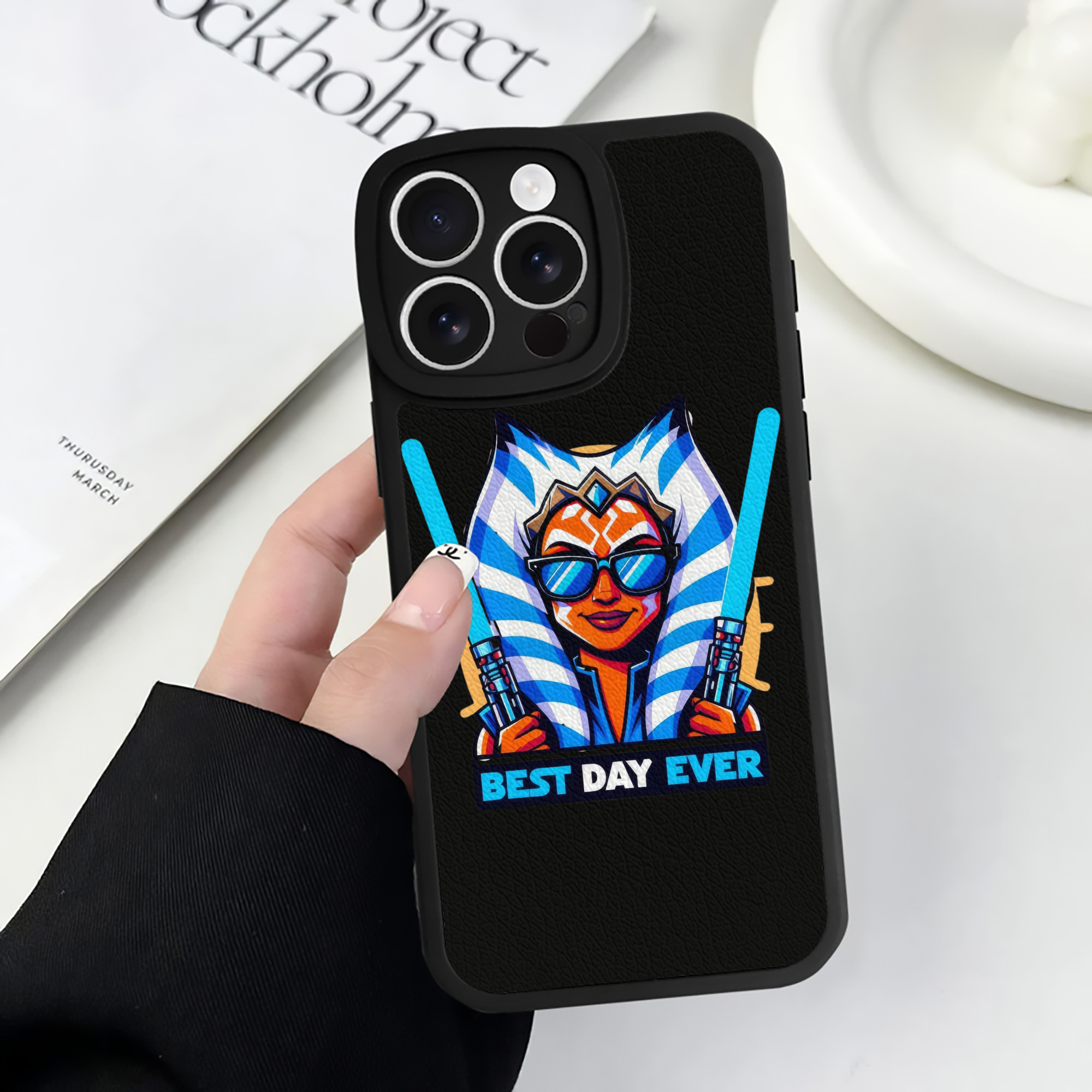 （画像用） スター・ウォーズ Star Wars 【iPhone 16シリーズ対応】シリコンスマホケース（レザー調） 材質：シリコン